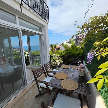 Villa Sevinc Akasya Luxury *