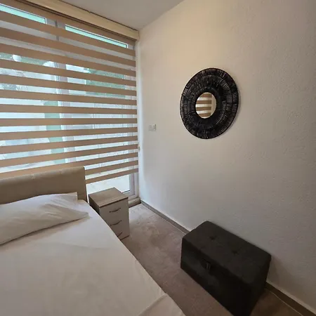 Villa Sevinc Akasya Luxury *