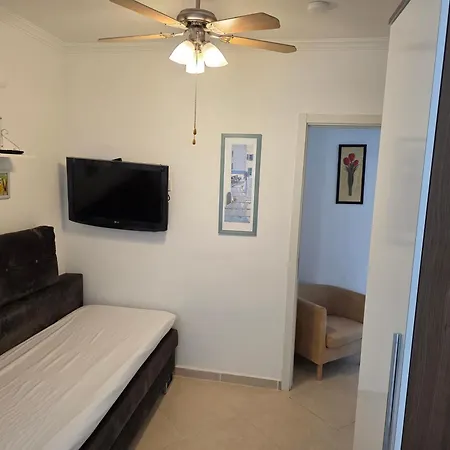 Villa Sevinc Akasya Luxury *