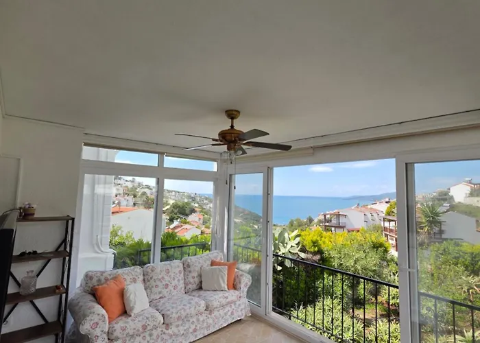 Sevinc Akasya Luxury Vila *